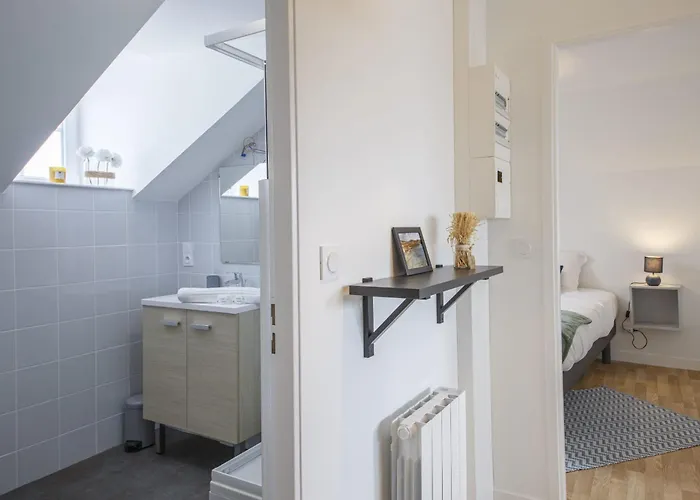 Le Monkey - 700m Gare - Wifi 拉瓦勒